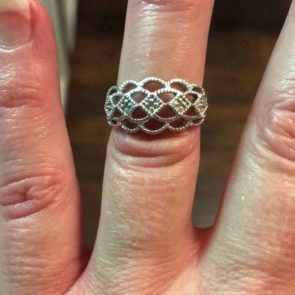 Intricate Openwork Filigree Ring in Silver Tone